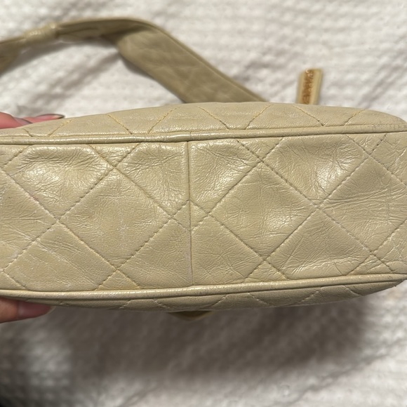 Vintage Chanel bag - Picture 8 of 16